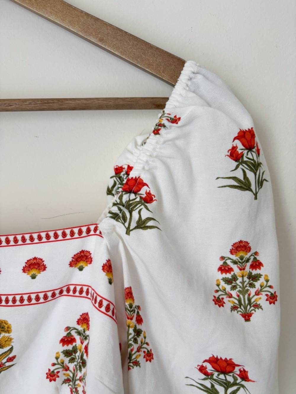 Antonio Melani Isabelle Floral Cropped Off Shoulder Top Sz 4 Bohemian Summer - Picture 3 of 7